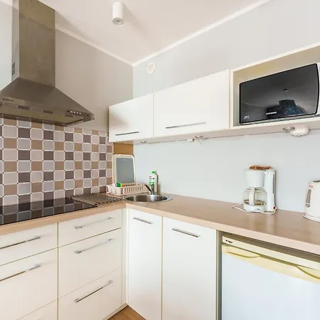 Lighthouse Cosy By Bookinghost Apartment