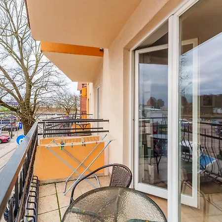 Lägenhet Lighthouse Cosy By Bookinghost Kołobrzeg