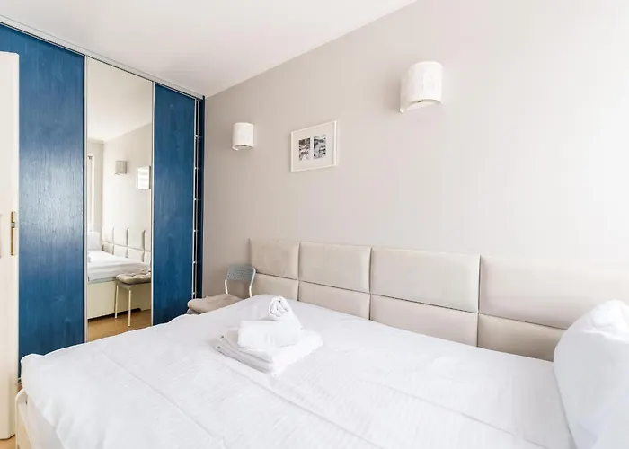 Lighthouse Cosy By Bookinghost *